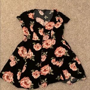 Short sleeve floral dress